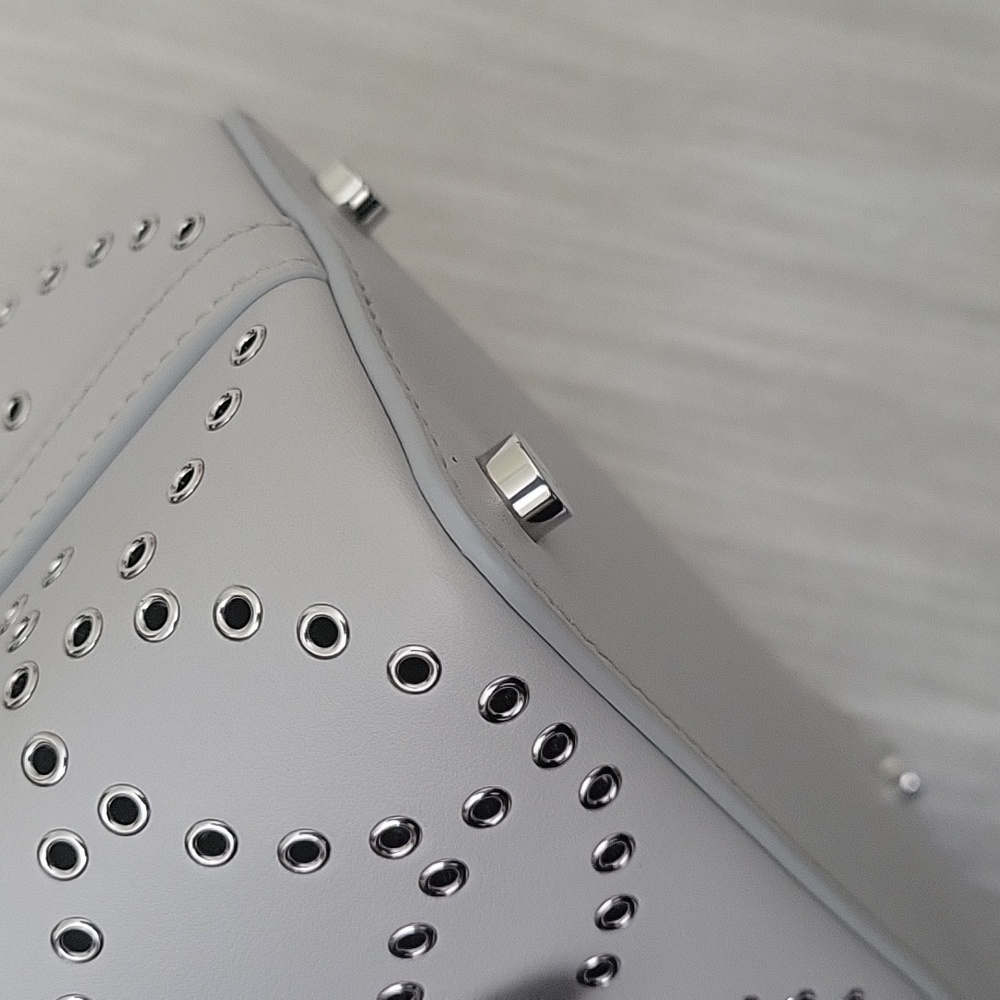 Alaia bag - Picture 14 of 15